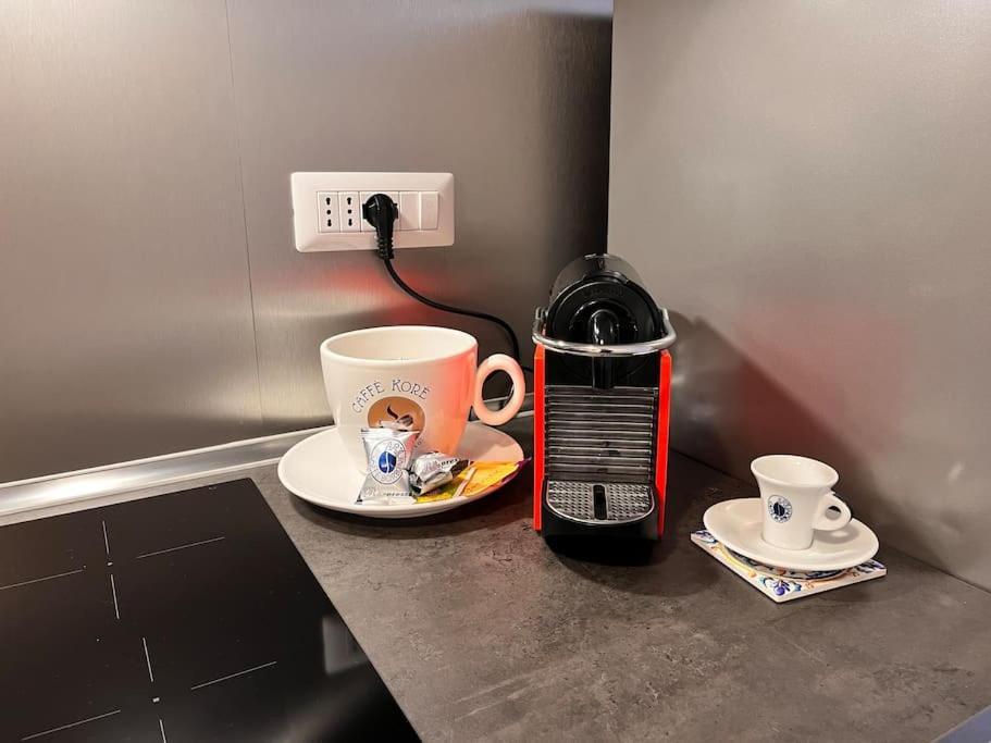 La Casa Di Lillidu - Napoli Most Exclusive Area Apartman Kültér fotó