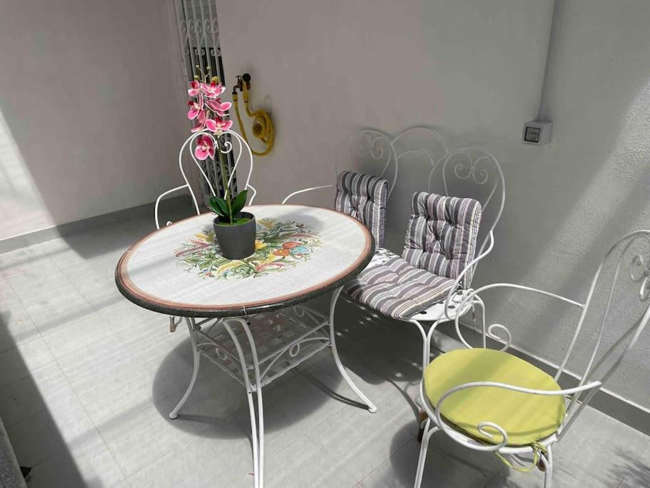 La Casa Di Lillidu - Napoli Most Exclusive Area Apartman Kültér fotó